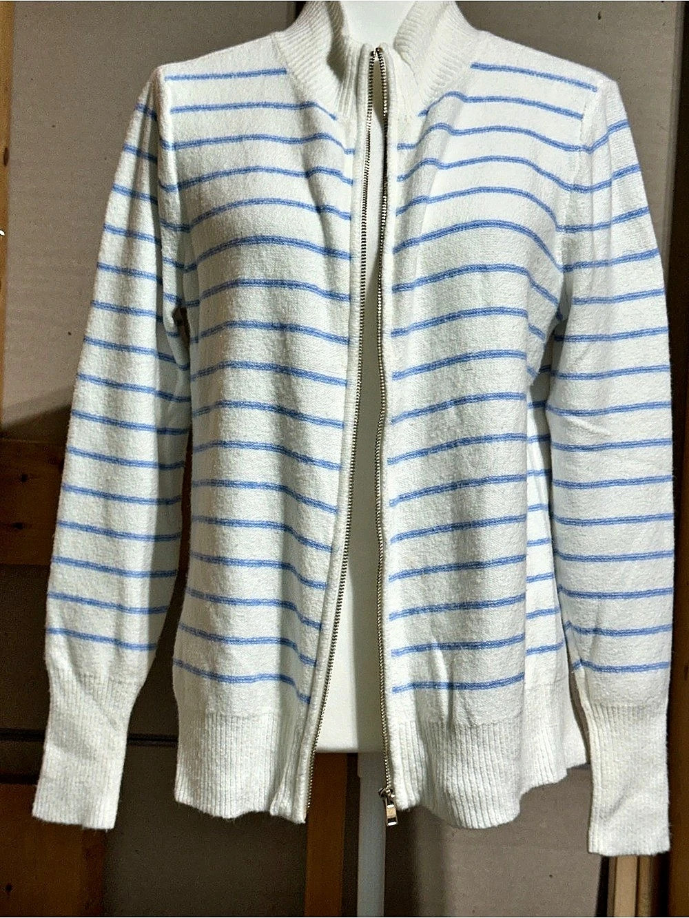 LOFT Striped Zip Cardigan in White & Blue Size Medium